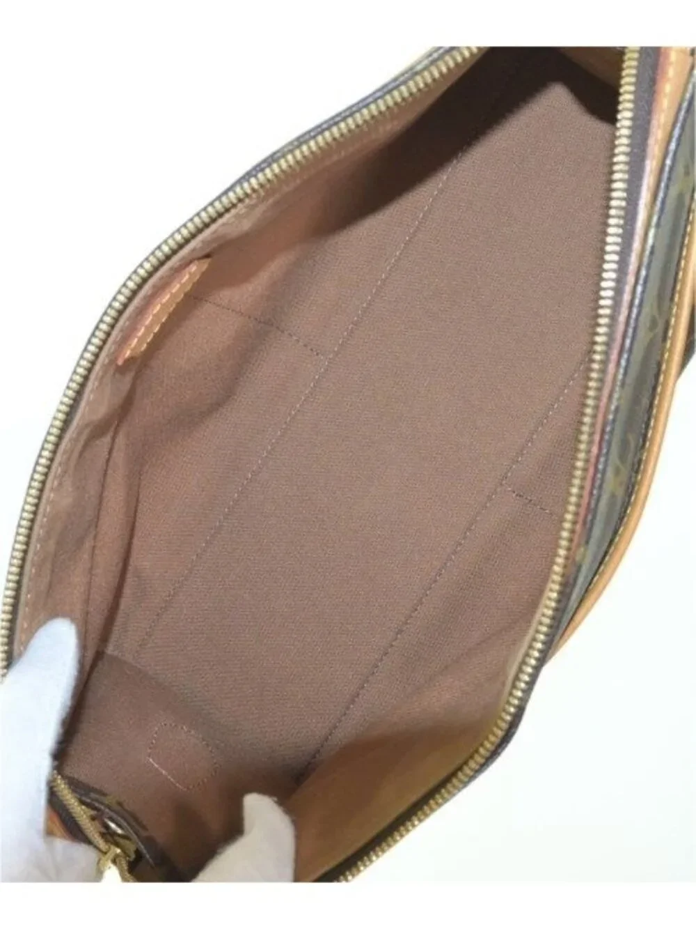Louis Vuitton Shoulder Bag